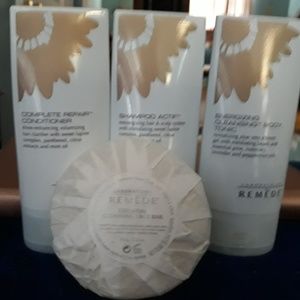 Laboratoire Remede Travel Set